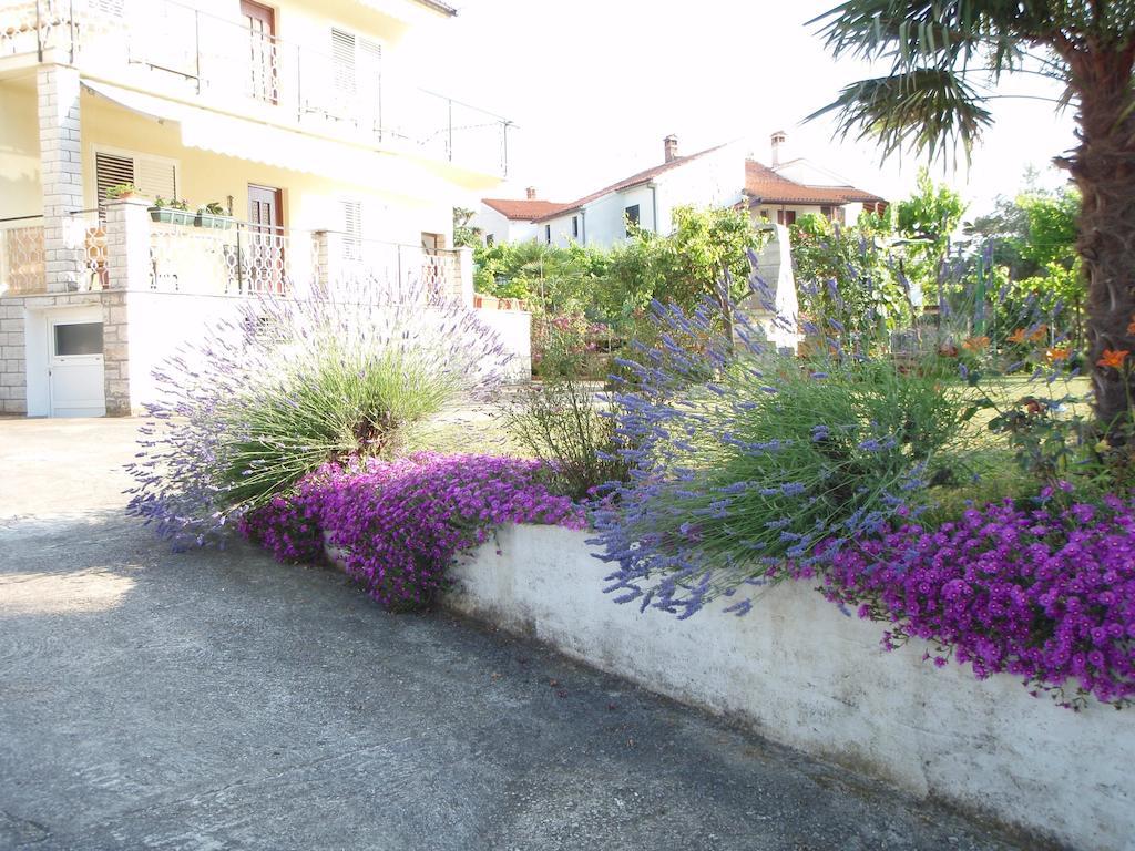 Guest House Jasmin Rovinj Exterior foto